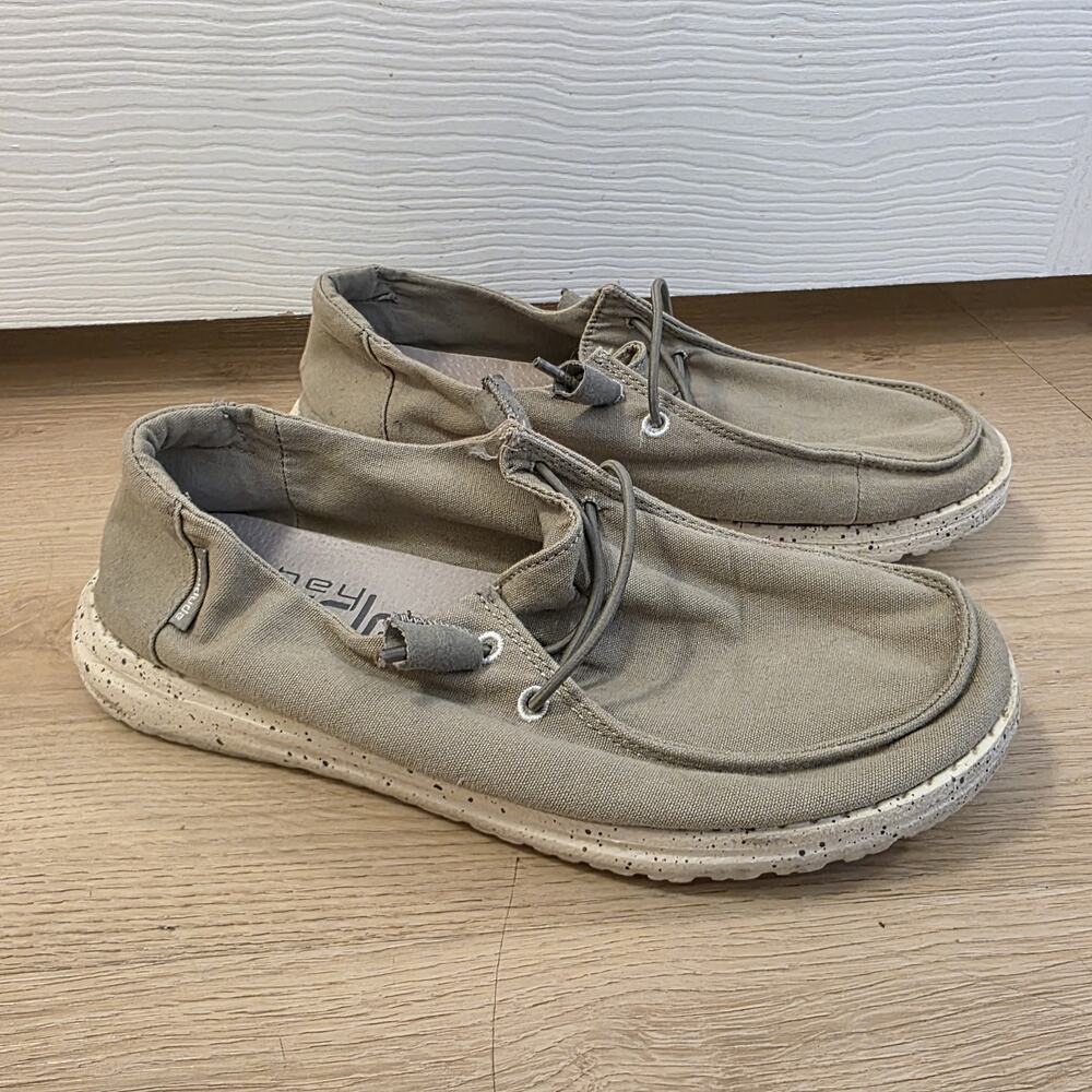 Hey Dude Gray White Slip On Casual Lightweight Wendy Loafer Flats Size 7